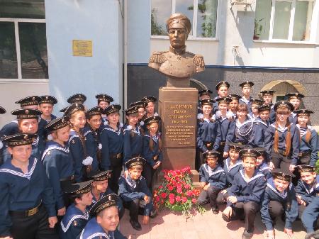 Торжественное открытие морских классов профильной подготовки и посвящение в их курсанты.