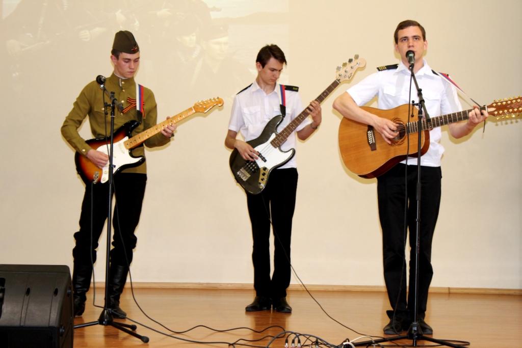 НАСЛЕДНИКИ ПОБЕДЫ