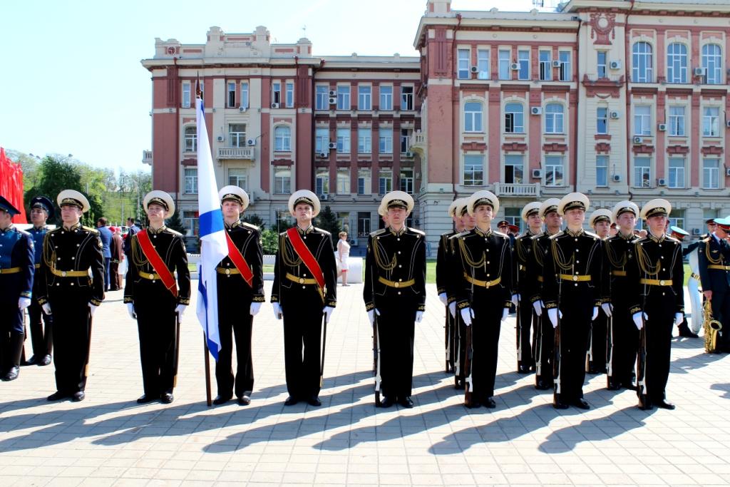 5 мая 2017г. курсанты ГБПОУ РО «Ростовский-на-Дону колледж водного транспорта»