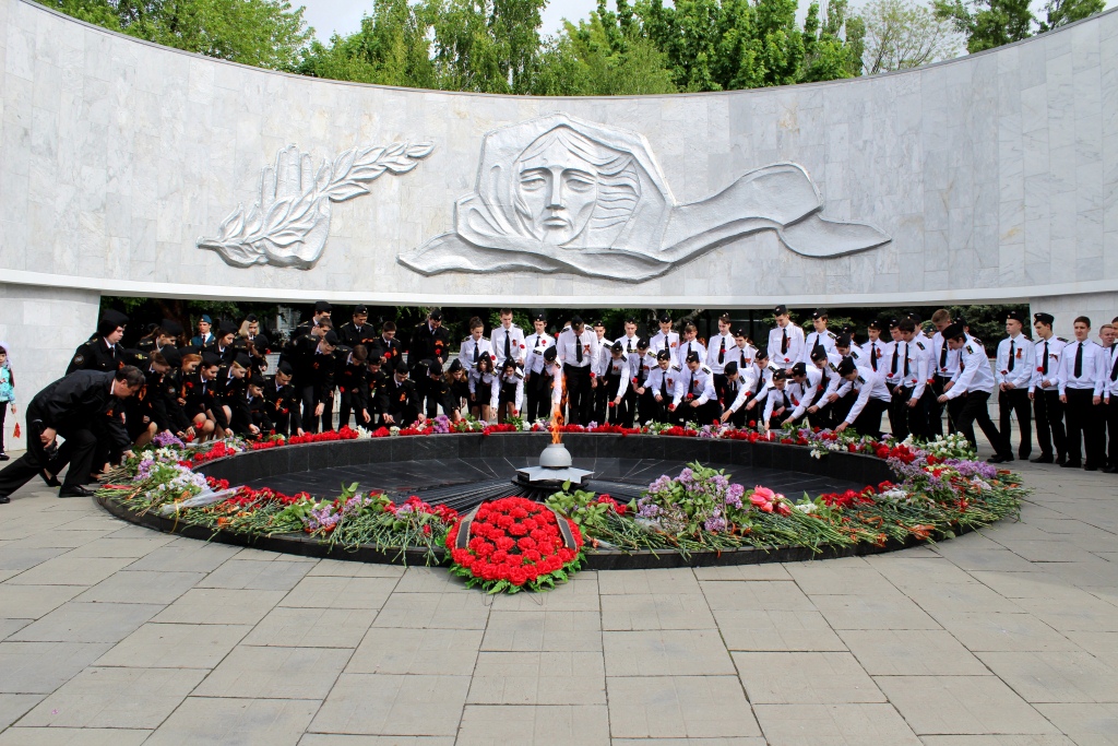 Помните! Через века, через года, - помните!