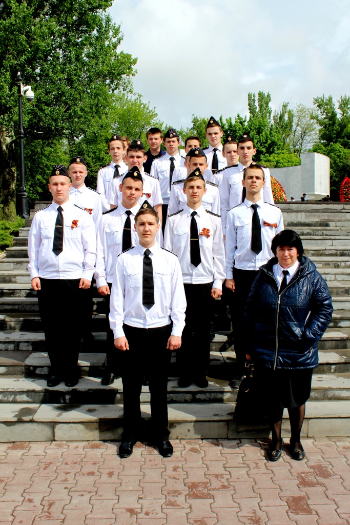 Помните! Через века, через года, - помните!