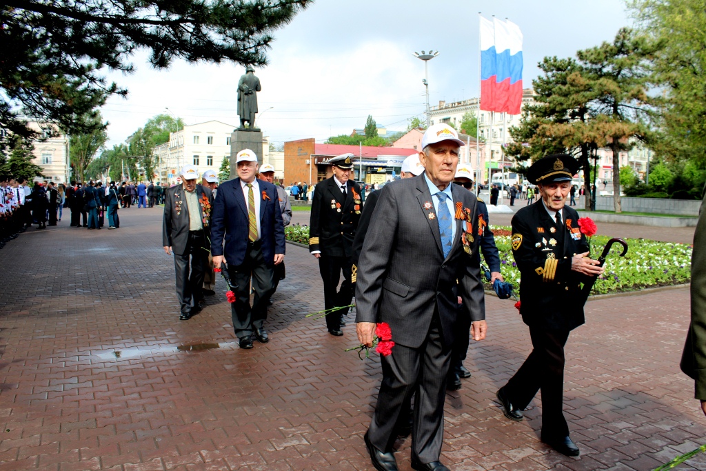 Помните! Через века, через года, - помните!