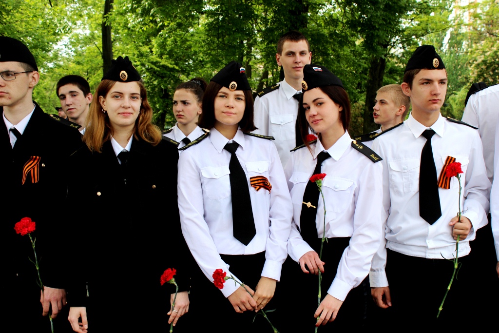 Помните! Через века, через года, - помните!