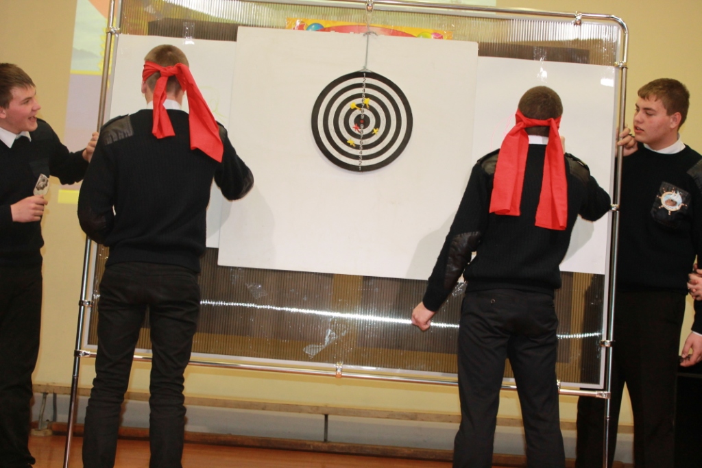 С Днем защитника Отечества