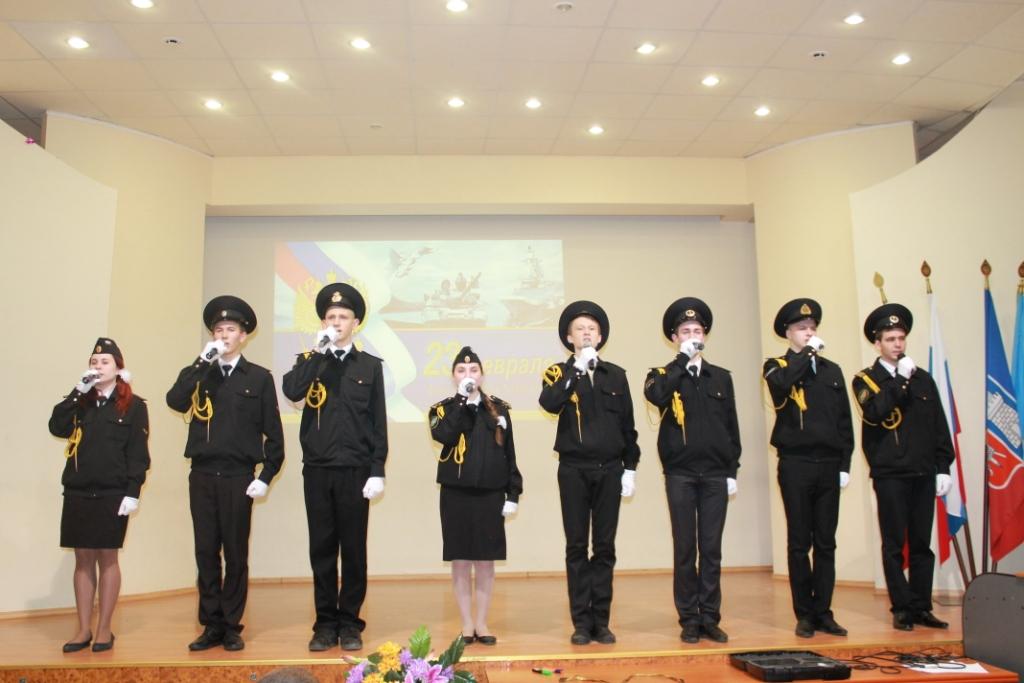 С Днем защитника Отечества